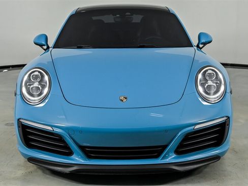 Used 2018 Porsche 911 Carrera image 5