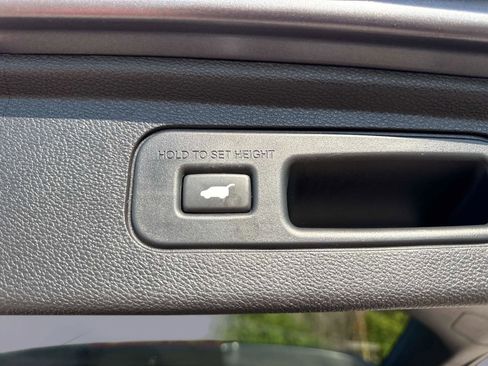 Certified 2022 Honda Odyssey Touring image 13