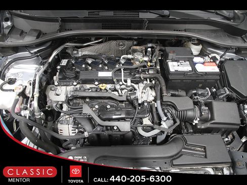 Certified 2022 Toyota Corolla Cross LE AWD/4WD image 17