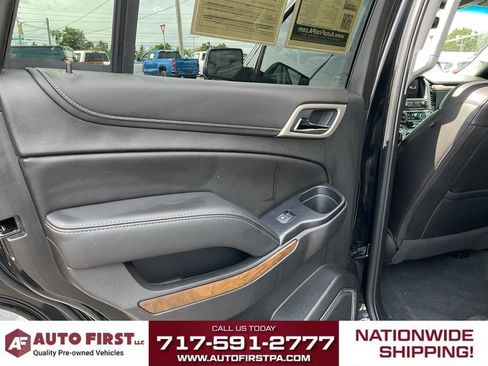Used 2020 GMC Yukon Denali w/ Denali Premium Package AWD/4WD image 8