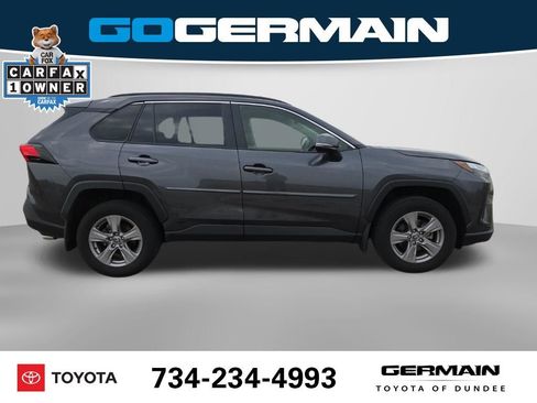 Used 2025 Toyota RAV4 XLE image 7