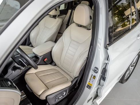 Used 2018 BMW X3 M40i w/ Parking Assistance Package image 39