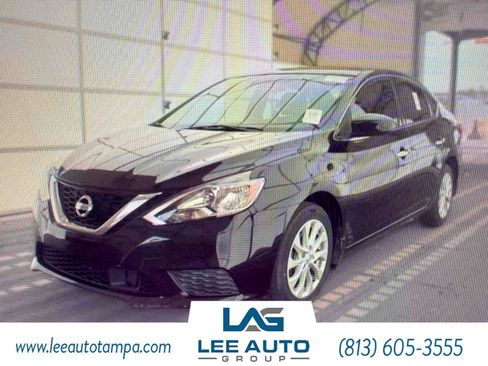 Used 2019 Nissan Sentra SV FWD image 1