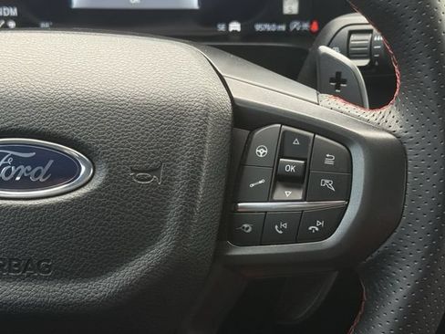 Used 2025 Ford Ranger Raptor AWD/4WD image 16