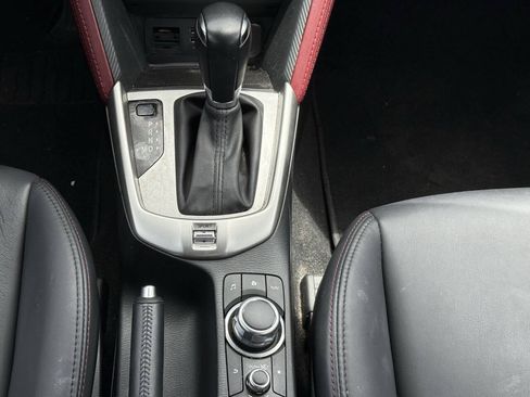 Used 2018 MAZDA CX-3 Touring w/ Preferred Equipment Package FWD image 17