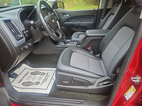 Used 2018 Chevrolet Colorado Z71 AWD/4WD image 10