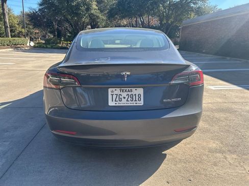 Used 2023 Tesla Model 3 Performance image 11
