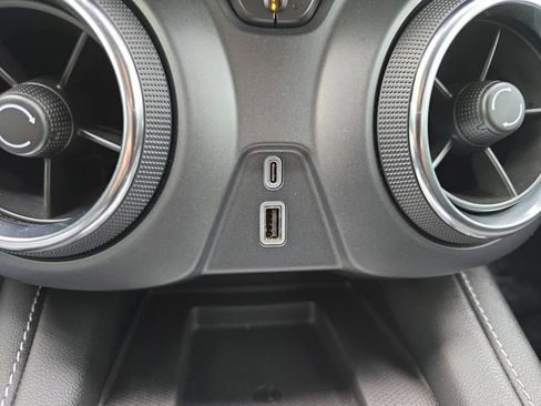 Used 2024 Chevrolet Blazer LT w/ Convenience Package image 6