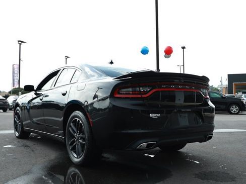 Used 2019 Dodge Charger SXT w/ Blacktop Package AWD/4WD image 8
