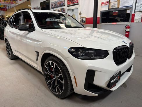Used 2023 BMW X3 M image 3