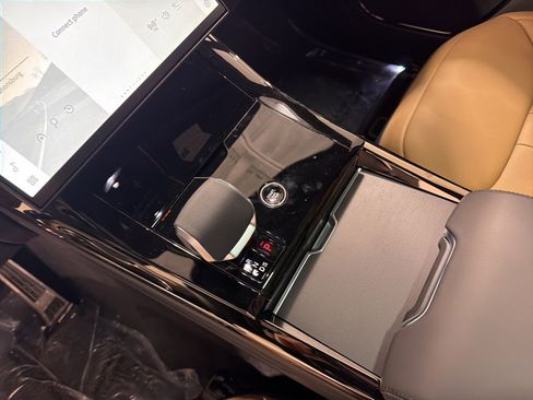 New 2026 Land Rover Range Rover Sport Dynamic SE image 17