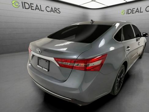 Used 2016 Toyota Avalon Limited w/ Protection Package FWD image 5