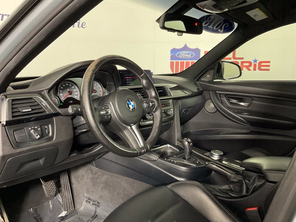 Used 2018 BMW M3 RWD image 13