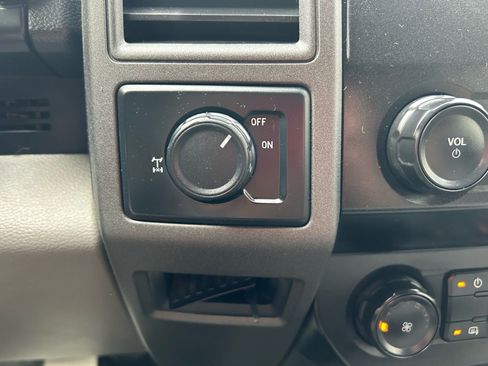 Used 2020 Ford F250 XL w/ Power Equipment Group image 24