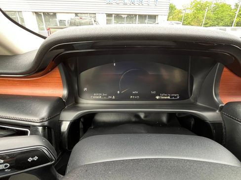 Used 2020 Lincoln Aviator Reserve w/ Equipment Group 202A image 9