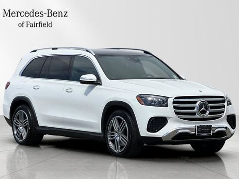 Used 2025 Mercedes-Benz GLS 450 4MATIC image 9