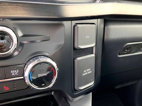 New 2026 Ford F250 Lariat w/ Black Appearance Package image 20