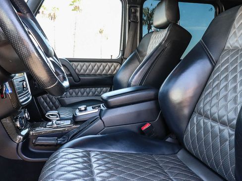 Used 2017 Mercedes-Benz G 63 AMG 4MATIC image 32
