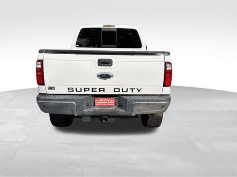 Used 2015 Ford F250 Lariat w/ Lariat Ultimate Package AWD/4WD image 13