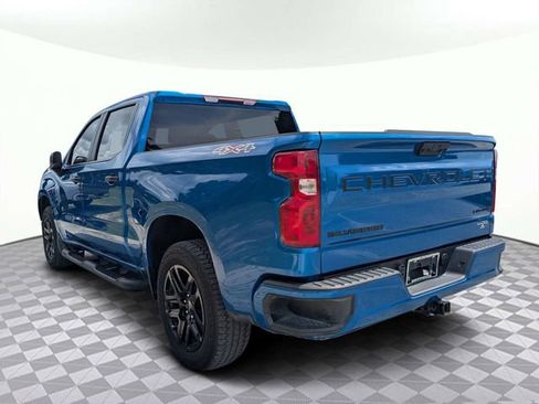 Used 2024 Chevrolet Silverado 1500 Custom w/ Turbomax Blackout Package AWD/4WD image 6