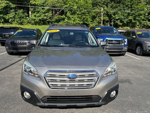 Used 2016 Subaru Outback 2.5i Premium AWD/4WD image 8