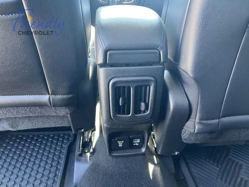 Used 2021 Jeep Compass Latitude w/ Sun and Sound Group AWD/4WD image 16