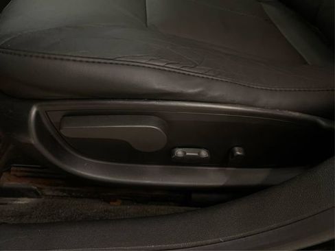 Used 2009 Chevrolet Impala SS w/ Convenience Package image 24