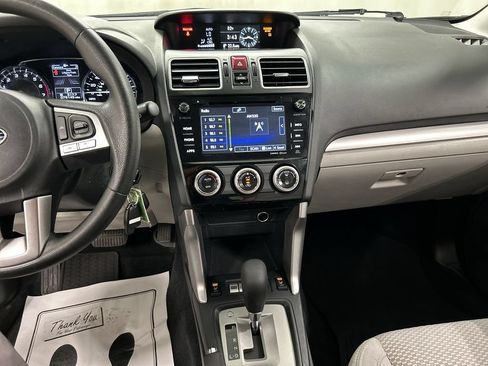 Used 2018 Subaru Forester 2.5i Premium AWD/4WD image 18