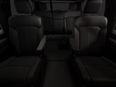 New 2026 Jeep Grand Wagoneer L Limited AWD/4WD image 3
