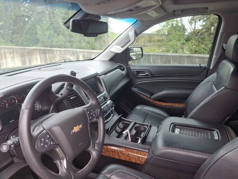 Used 2016 Chevrolet Tahoe LTZ AWD/4WD image 12