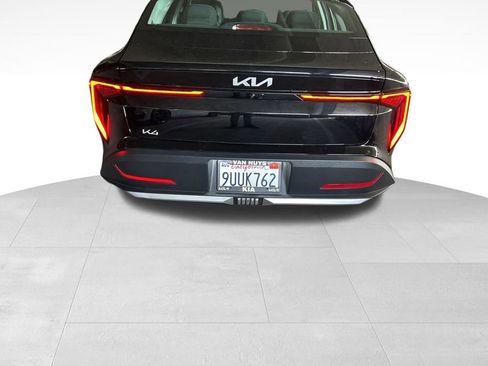 Used 2025 Kia K4 LXS image 3