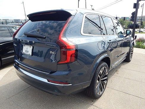 New 2026 Volvo XC90 B6 Plus w/ Protection Package Premier image 6