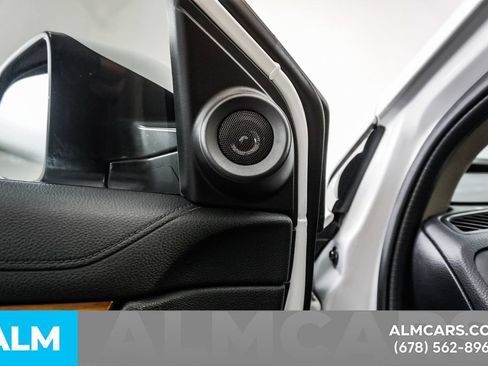 Used 2019 Honda CR-V Touring image 46