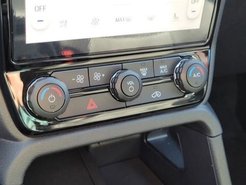 New 2025 Ford Ranger Lariat w/ FX4 Off-Road Package image 34