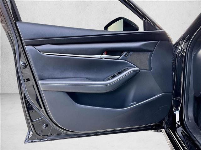 Used 2022 MAZDA MAZDA3 s FWD image 18