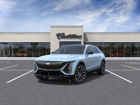 New 2026 Cadillac Lyriq Sport AWD/4WD image 29