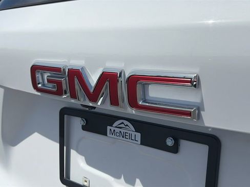 Used 2025 GMC Terrain Elevation w/ Elevation Premium Package AWD/4WD image 35