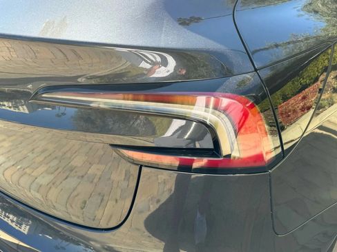 Used 2025 Tesla Model 3 Long Range RWD image 39