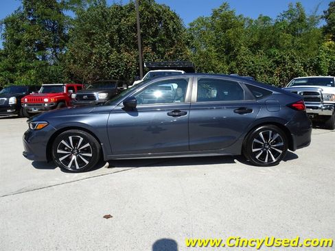 Used 2024 Honda Civic EX-L image 5