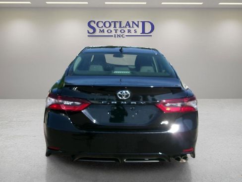 Used 2024 Toyota Camry SE FWD image 7