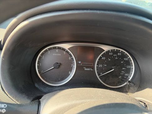 Used 2021 Nissan Kicks S FWD image 19