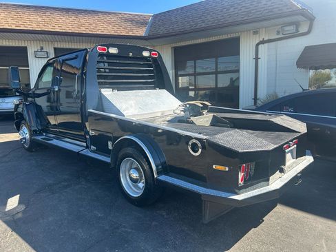 Used 2007 GMC TopKick C4500 2WD Crew Cab image 8