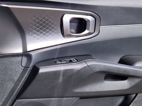 Used 2024 Kia Sorento EX image 14