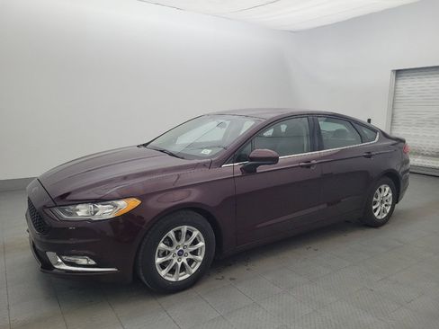 Used 2017 Ford Fusion S FWD image 2