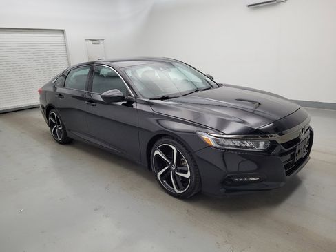 Used 2019 Honda Accord Sport image 11