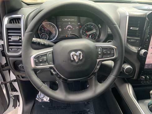 Used 2025 RAM 1500 Big Horn AWD/4WD image 18