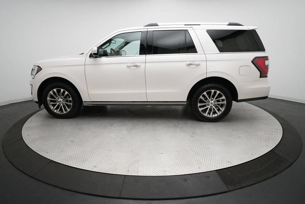 Used 2018 Ford Expedition Limited w/ Equipment Group 301A AWD/4WD image 24