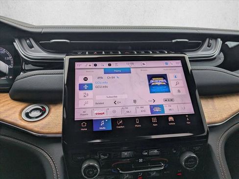 Used 2024 Jeep Grand Cherokee L Summit image 12