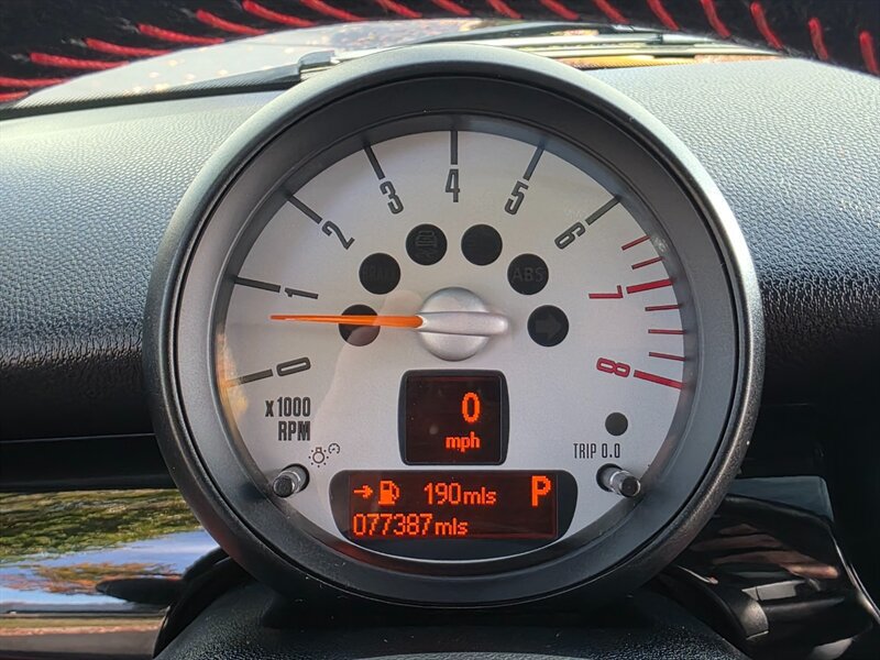 Used 2013 MINI Cooper Hardtop w/ Premium Pkg 2 FWD image 20