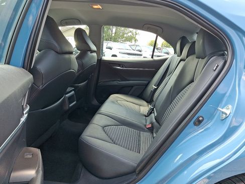 Used 2024 Toyota Camry SE FWD image 10